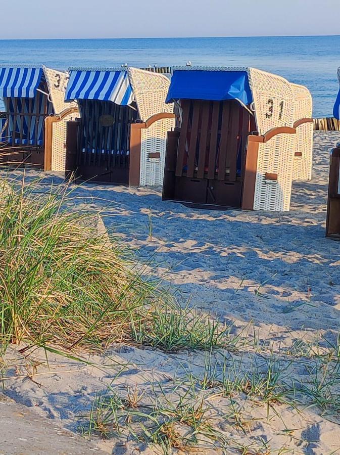 Ostseewind - In Der Strandstrasse-Fuehrt Zur Seebruecke Ostseebad Kühlungsborn Exterior foto