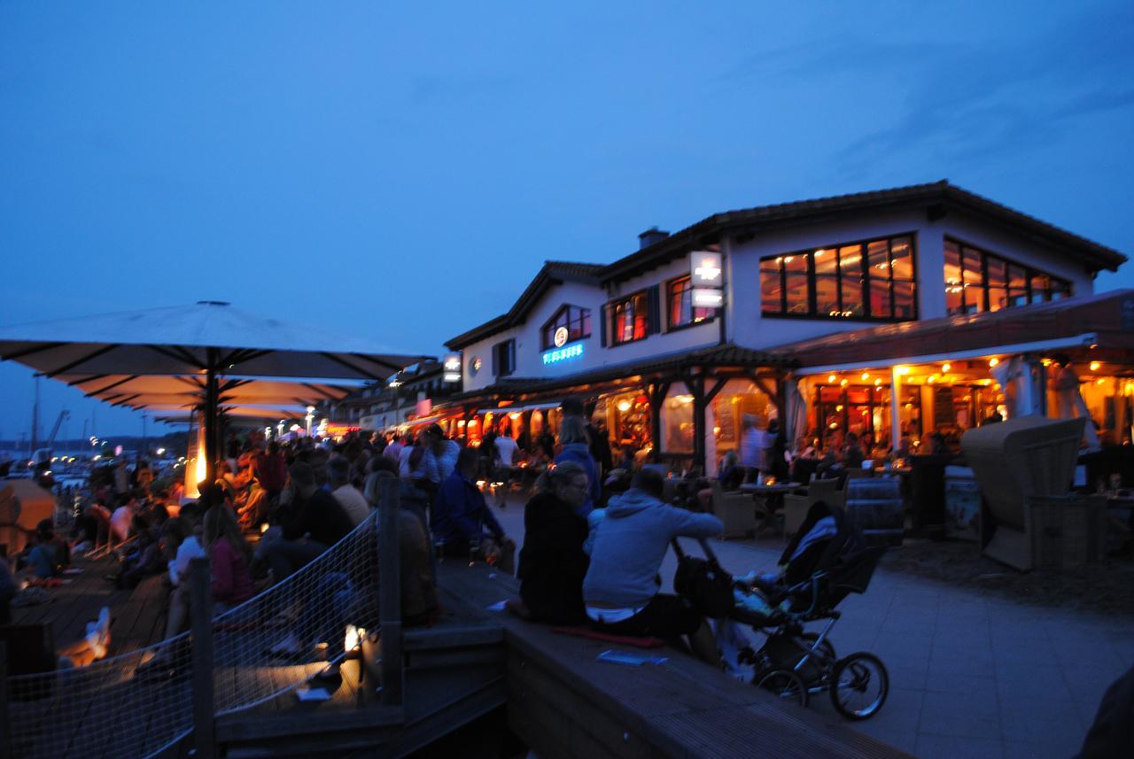 Ostseewind - In Der Strandstrasse-Fuehrt Zur Seebruecke Ostseebad Kühlungsborn Exterior foto